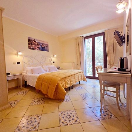 Hotel Cala Marina Castellammare del Golfo Dış mekan fotoğraf