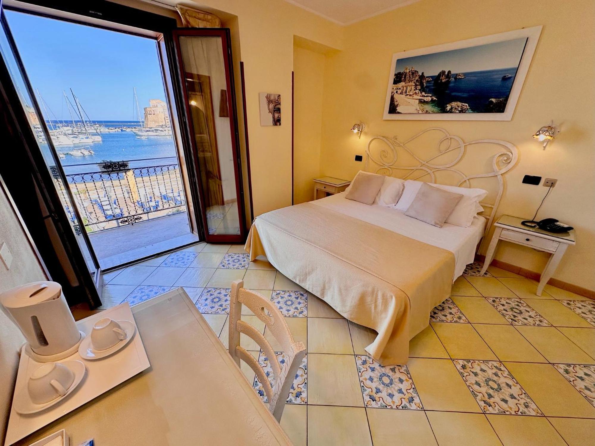 Hotel Cala Marina Castellammare del Golfo Dış mekan fotoğraf